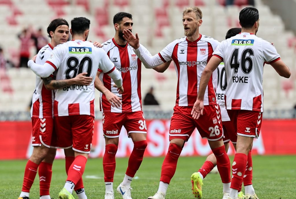 Net Global Sivasspor 5-1 Adana Demirspor