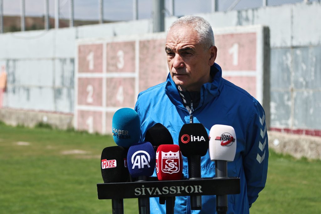 Rıza Çalımbay: Çok Çalışmamız Gerekiyor