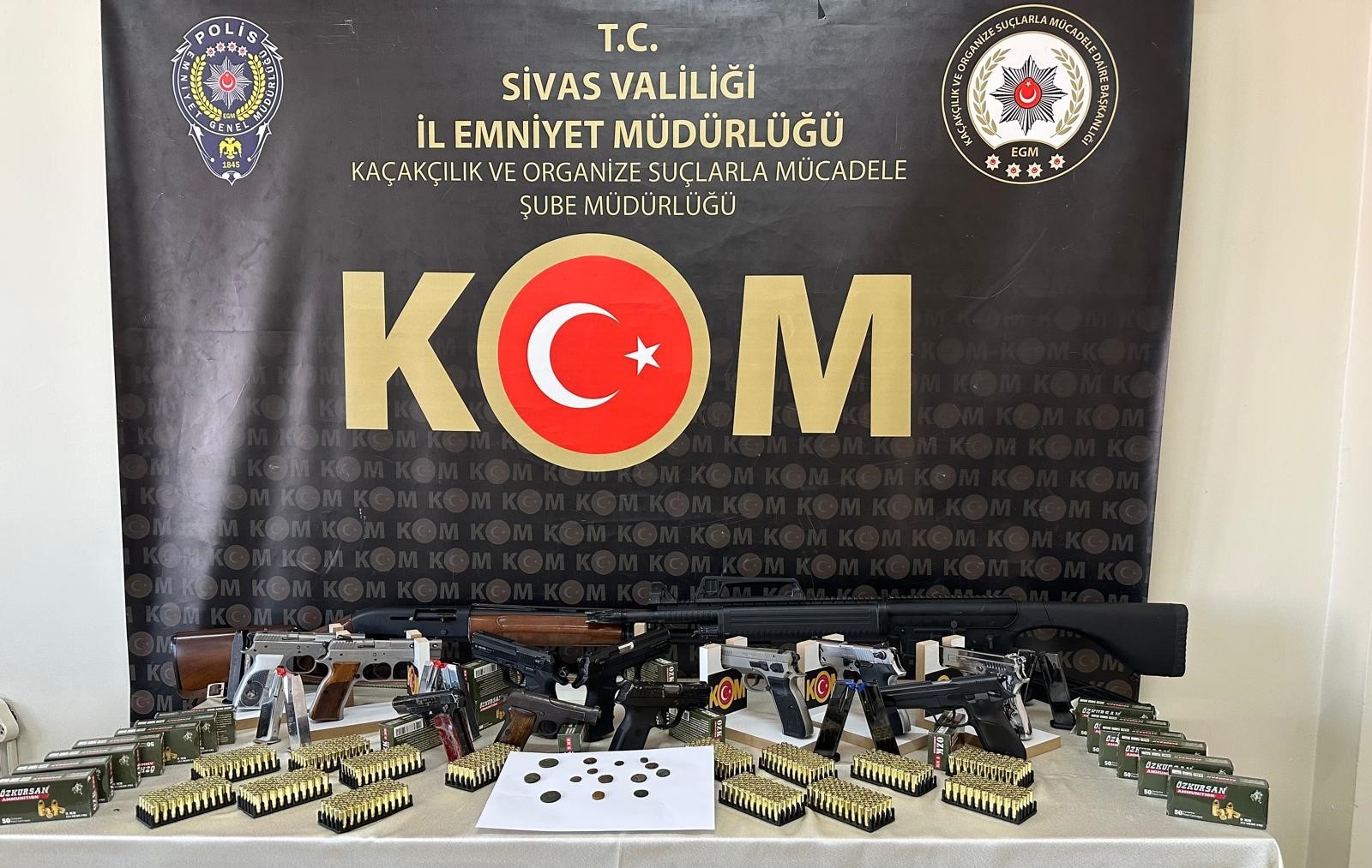 Sivas’ta Yasa Dışı Silah Kaçakcılığı