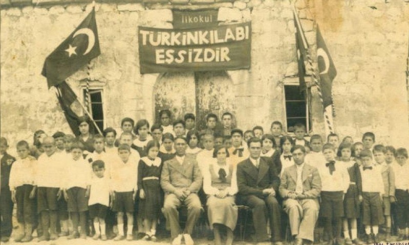 Tarihte Bu Gün 01 Ocak