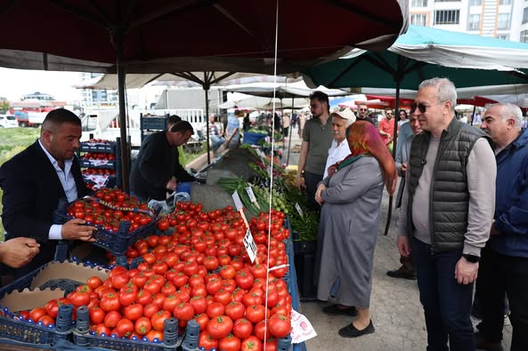 Sivas Kardeşler Mahallesi’ne Semt Pazarı Geldi.