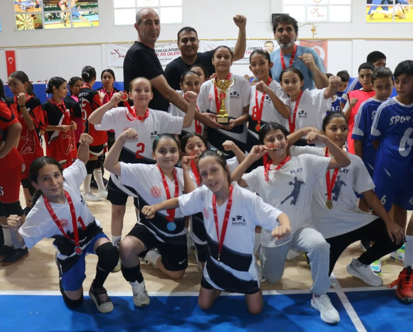 Mini Minikler Hentbol Türkiye Şampiyonası Sona Erdi