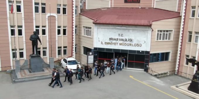 Sivas Asayiş Şube Müdürlüğü ve İstihbarat Şube Müdürlüğünden Operasyon