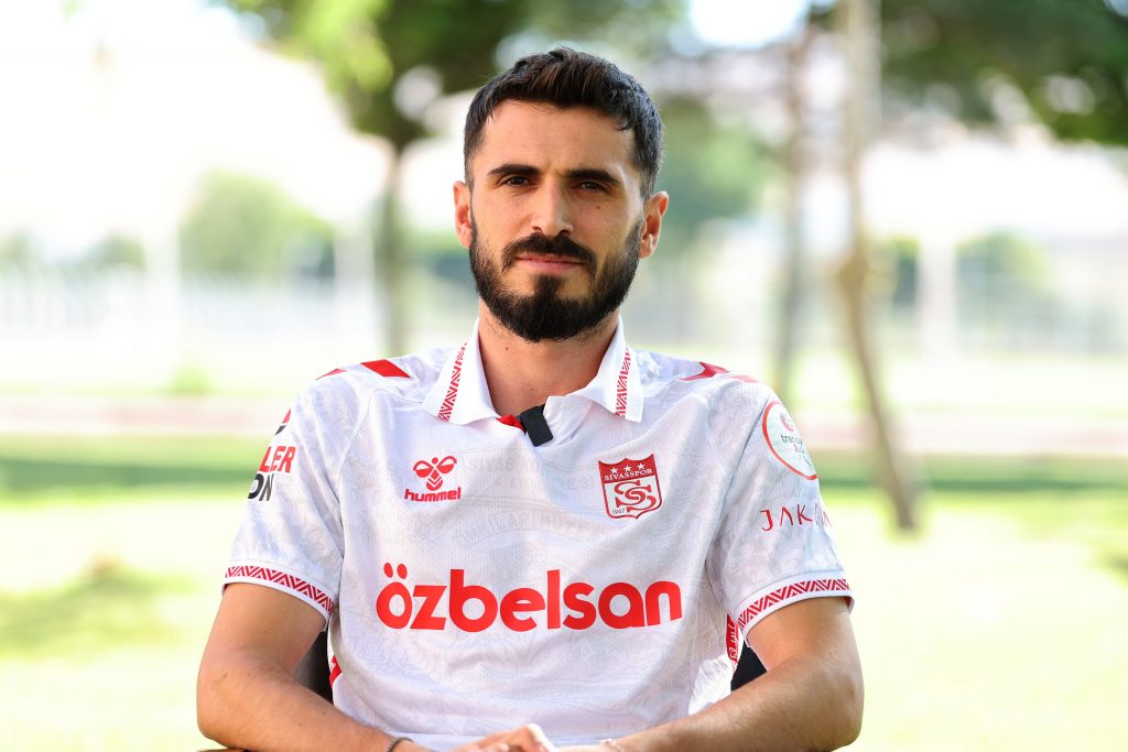 Valon Ethemi: Benim İçin Sivasspor’a Gelmek Çok Güzel Bir Şey