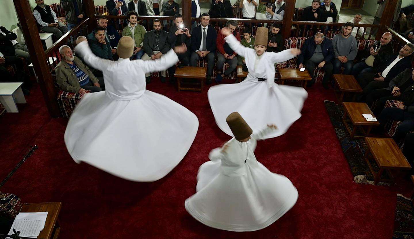 Mevlana’nın Ölüm Yıl Dönümü Sivas’ta Rahmetle Anıldı