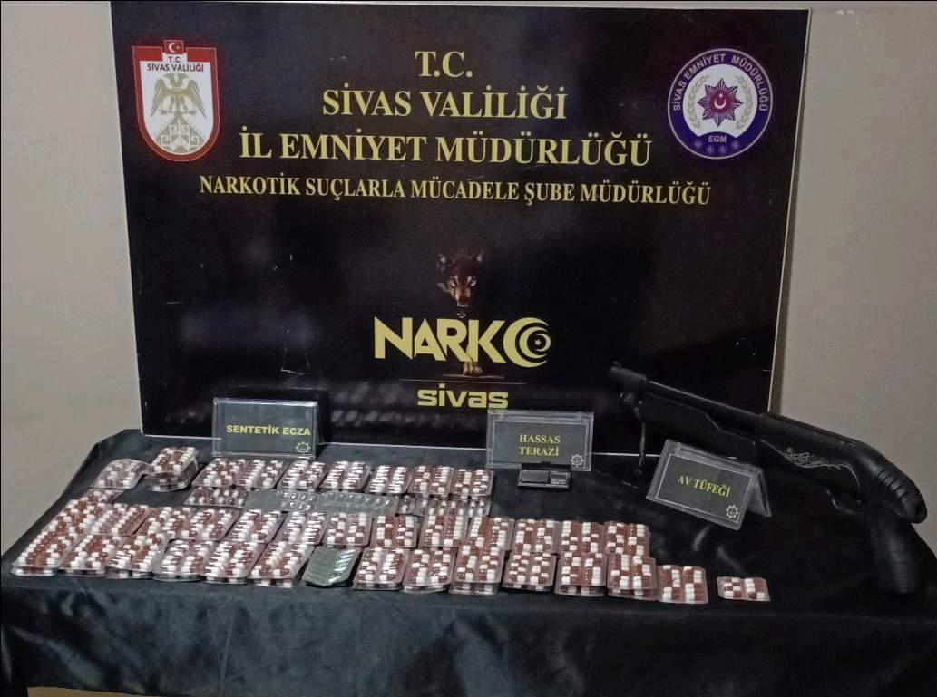Sivas Narkotik Suçlarla Mücadele Ekiplerince 5 Şahış Yakalandı