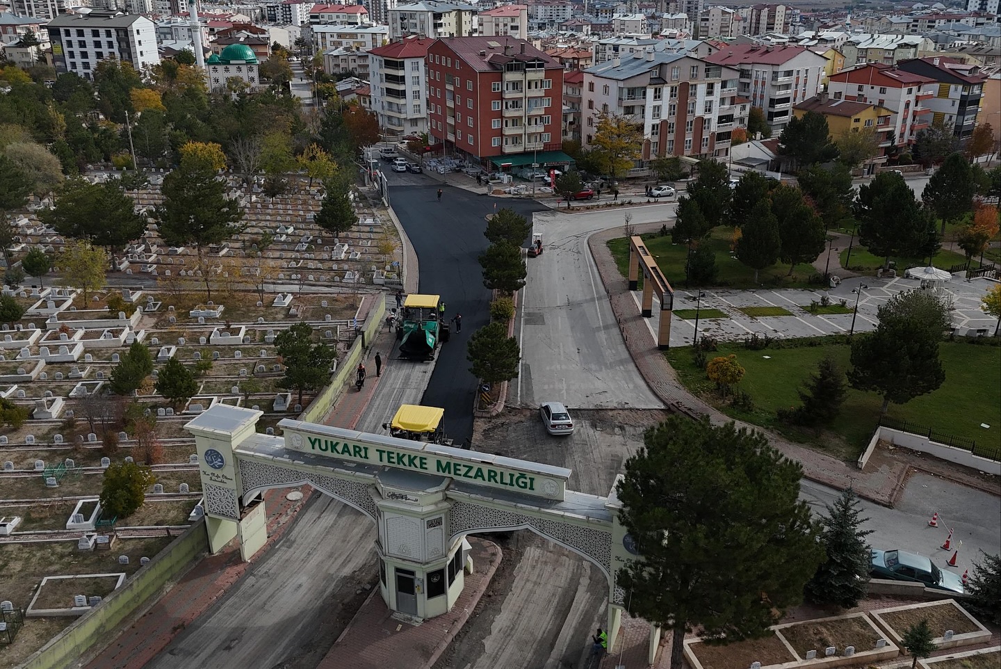 Sivas’ta Tekke Caddesi’nde Yenileme Çlalışmaları Sona Eriyor