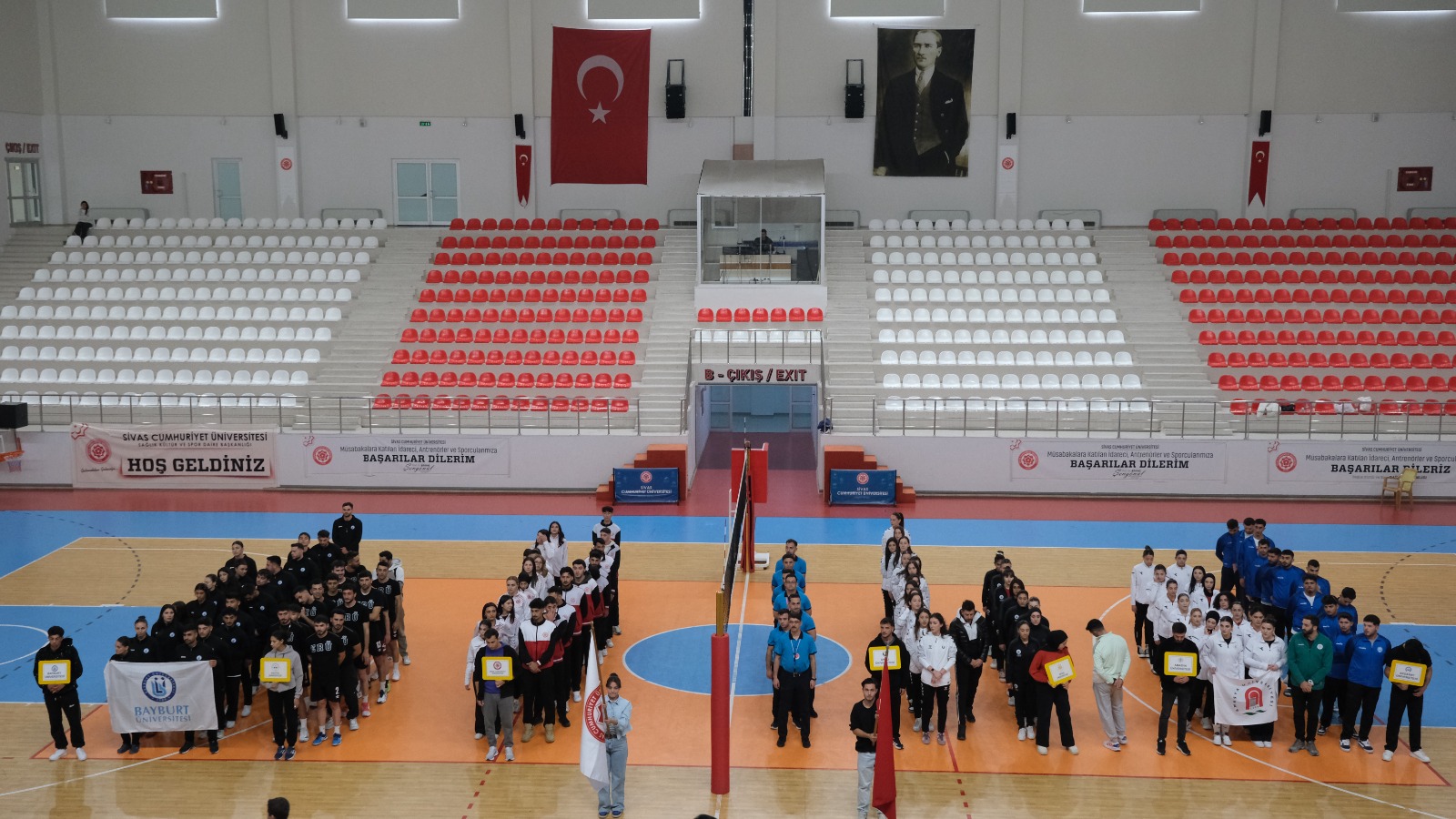 Sivas Cumhuriyet Üniversitesi, Voleybol Heyecanına Ev Sahipliği Yapıyor