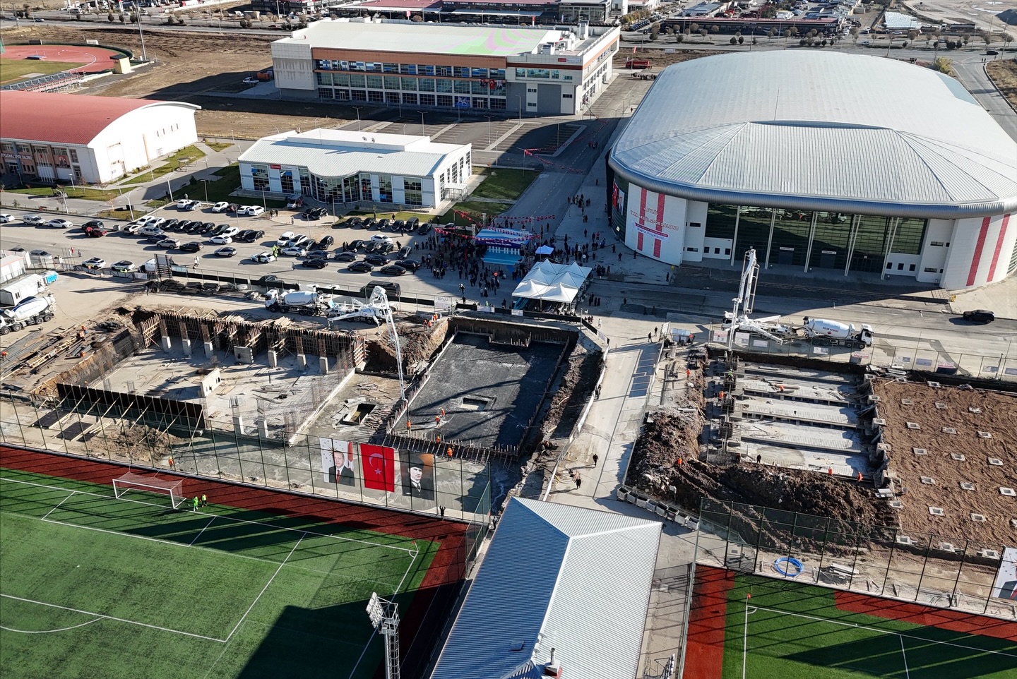 Sivas’ta Gençlik Spor İl Müdürlüğü Hizmet Binası ve Spor Tesislerinin Temeli Atıldı