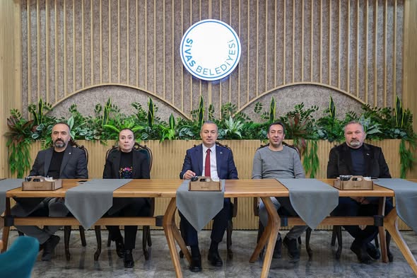 Sivas’ta Ortak Akıl ve İstişare İle Şehrimizin Geleceği İçin Çalışmaya Devam Ediyor