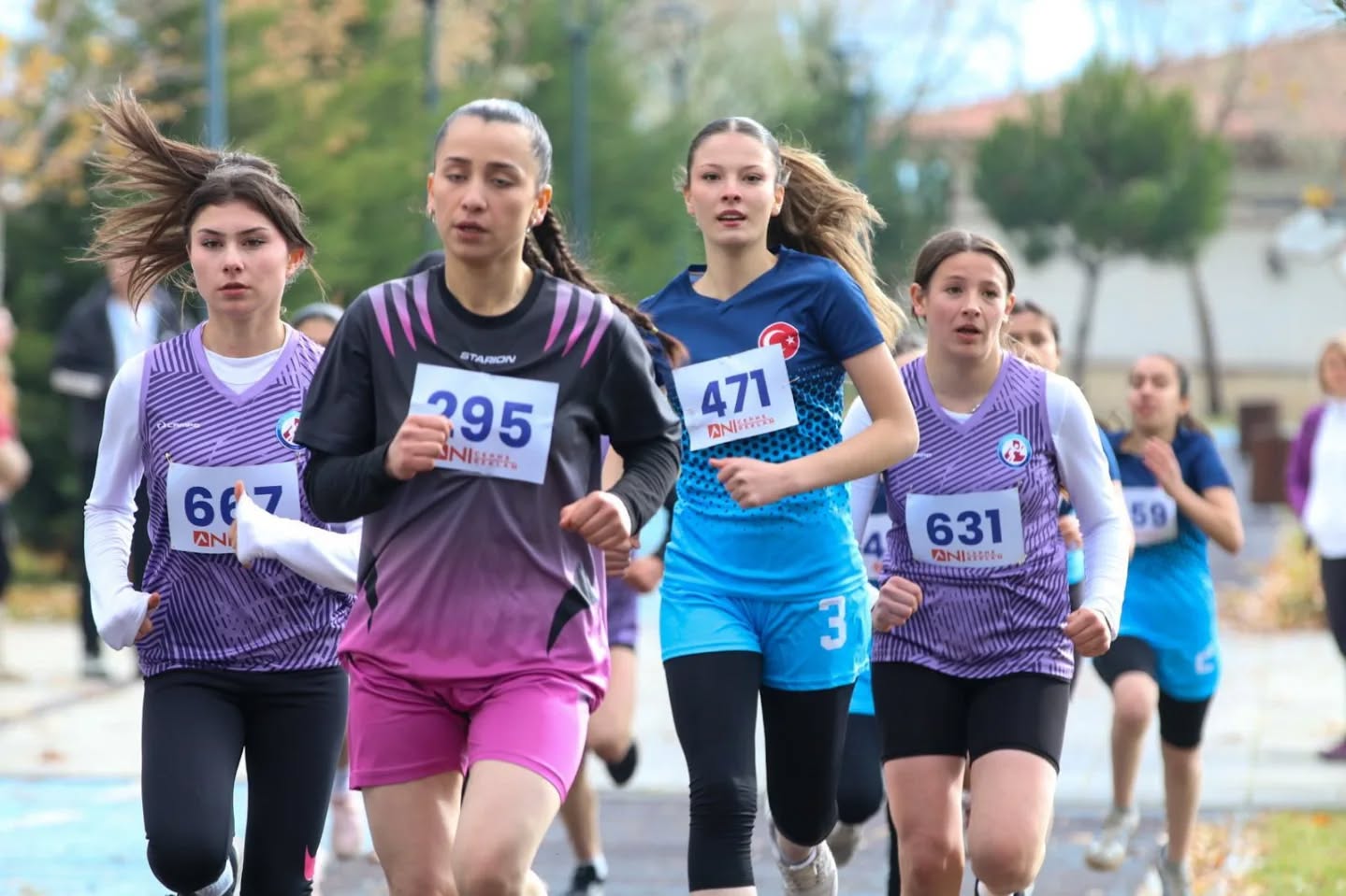 Sivas’ta Gençler–Yıldızlar Kros İl Birinciliği Müsabakaları, Düzenlendi