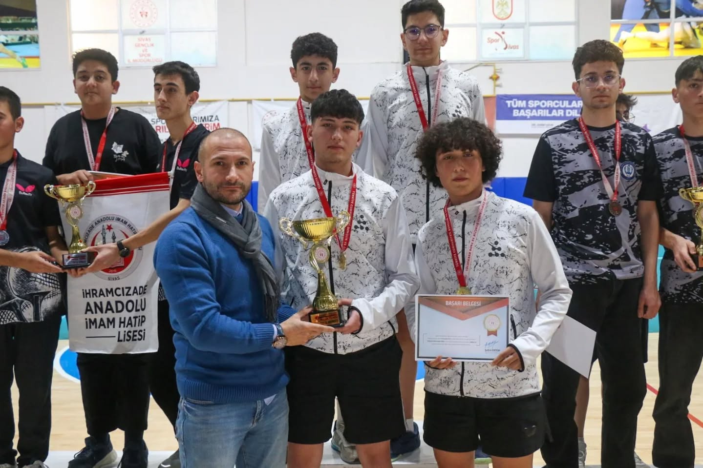 Sivas’ta Masa Tenisi Gençler İl Birinciliği Sona Erdi.