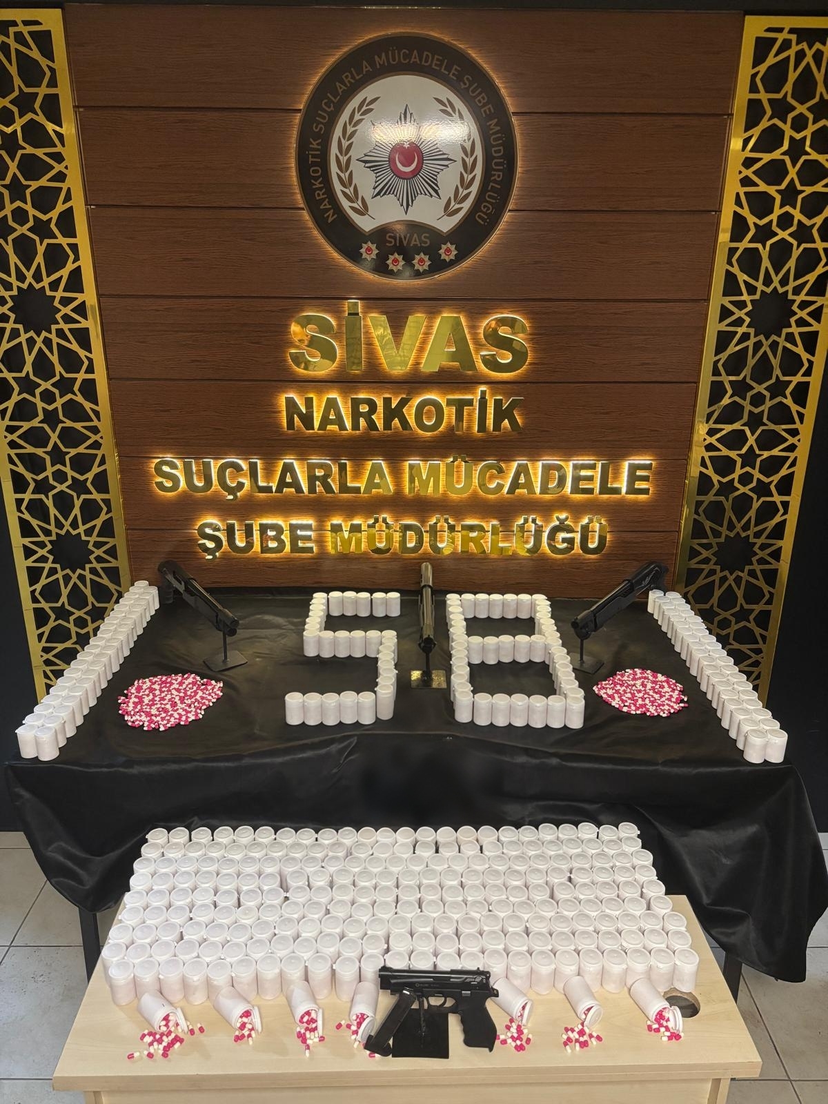 Sivas Narkotik Suçlarla Mücadele Şube Müdürlüğünce Yapılan Operasyonda