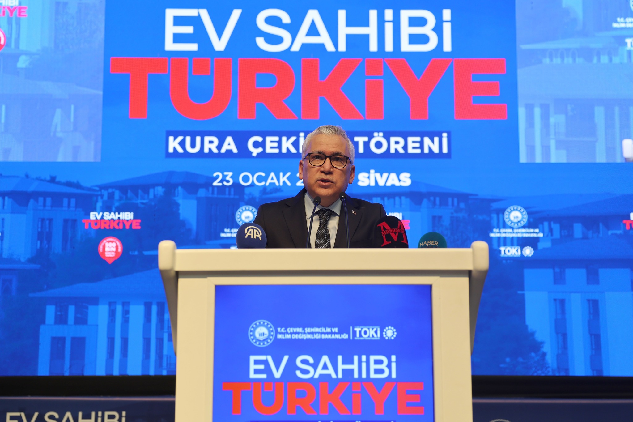 Sivas’ta Yüzyılın Konut Projesi kapsamında, 500 Bin Sosyal Konut Hak Sahipleri Belirleme Kura Çekilişi Yapıldı